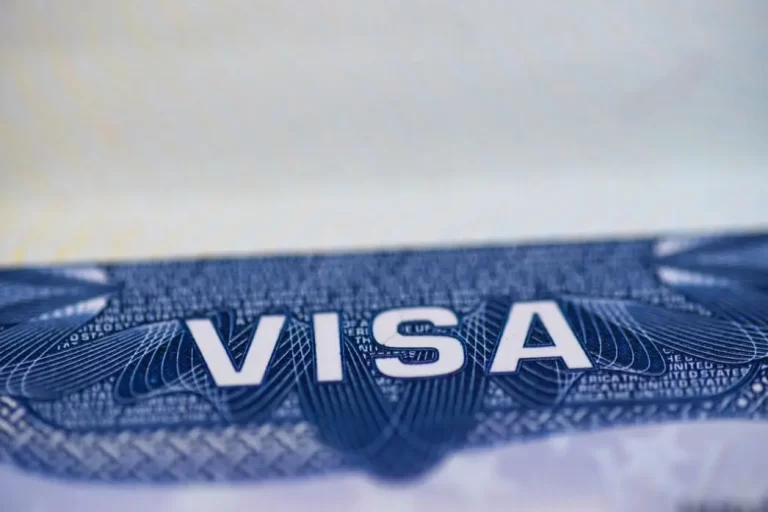 Qué es y cómo obtener Visa B1